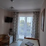Plomyk Bed & Breakfast 3*