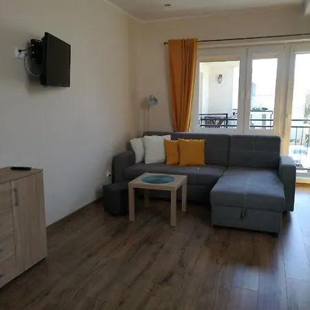 Plomyk فندق مبيت وإفطار 3*