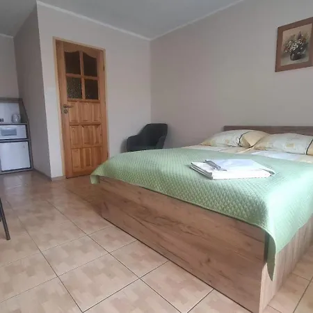 فندق مبيت وإفطار Plomyk 3*