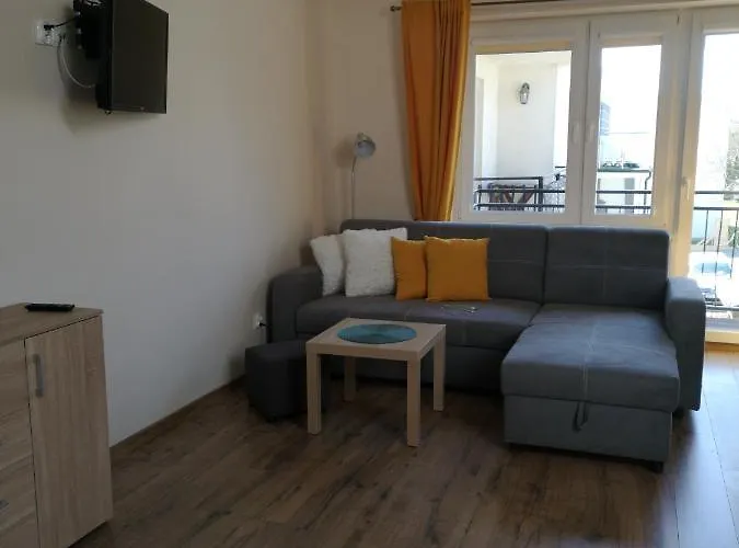 Plomyk Bed & Breakfast 4*